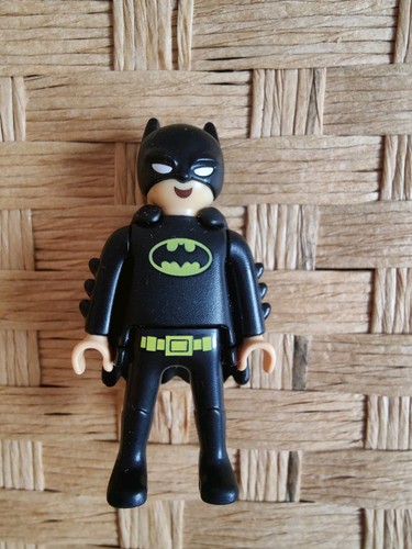 Batman kinder egg - dc,