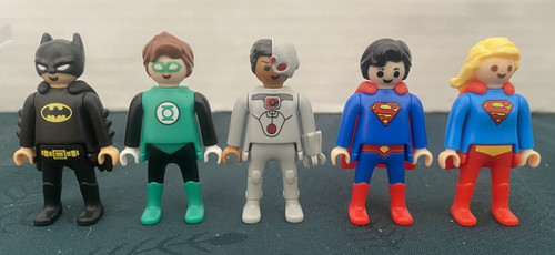 Playmobil kinder egg super - kinder, dc