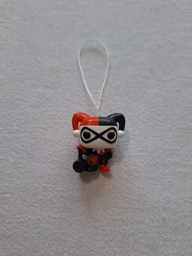 Harley quinn kinder egg - harley,