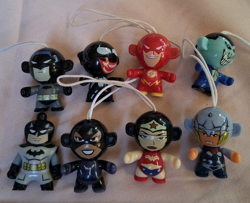 Kinder egg twist heads figure - egg,
