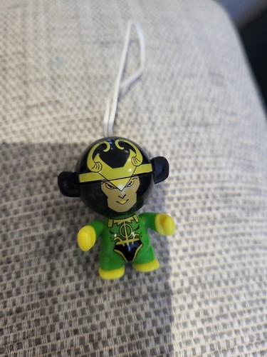 Kinder egg toy figures - kinder, marvel